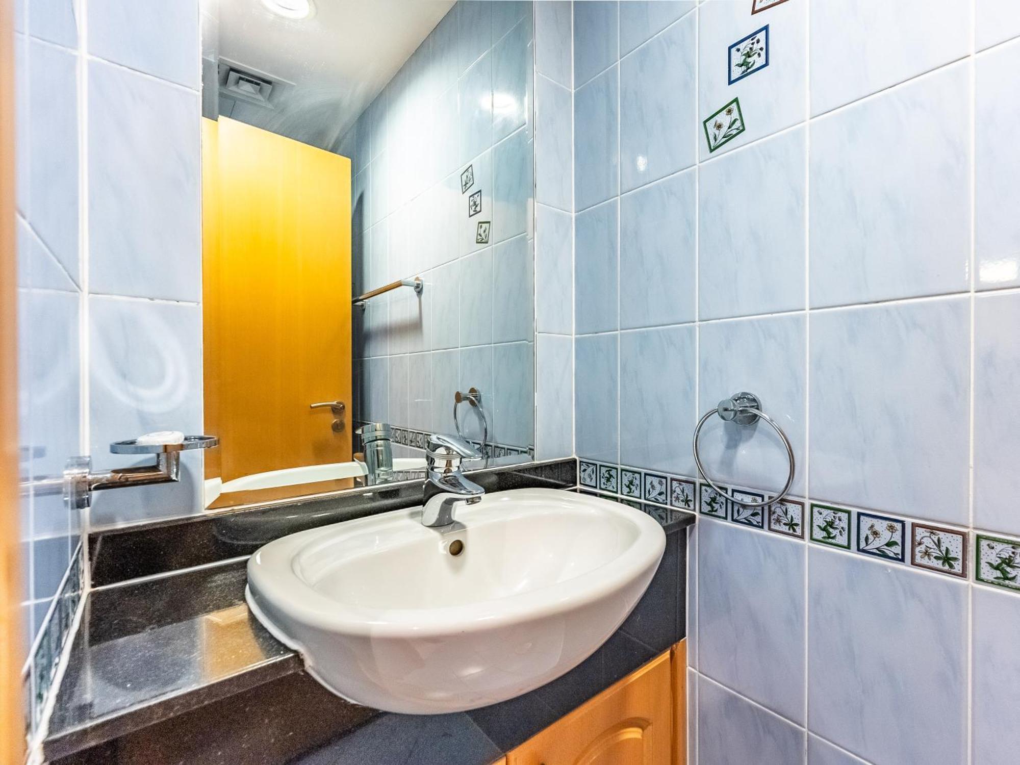 Premium 1-br In Marina Terrace * Dubai